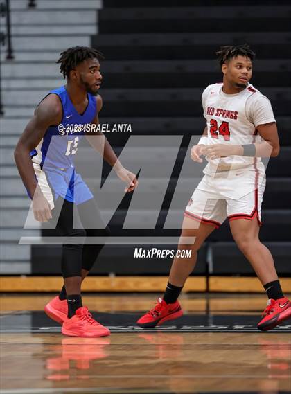 Thumbnail 2 in St. Pauls vs. Red Springs (2023 Robeson County Shootout) photogallery.