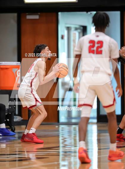 Thumbnail 2 in St. Pauls vs. Red Springs (2023 Robeson County Shootout) photogallery.