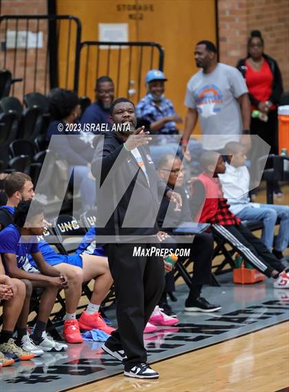 Thumbnail 3 in St. Pauls vs. Red Springs (2023 Robeson County Shootout) photogallery.