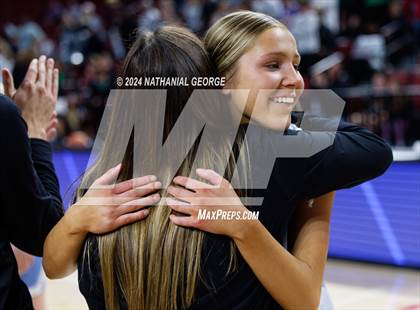Thumbnail 2 in Skutt Catholic vs. Elkhorn North (NSAA Class B Final) photogallery.