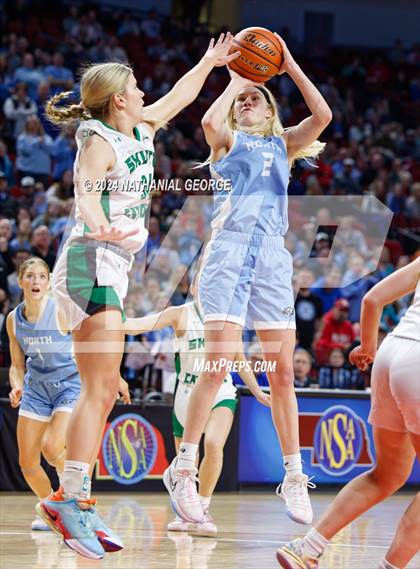 Thumbnail 1 in Skutt Catholic vs. Elkhorn North (NSAA Class B Final) photogallery.
