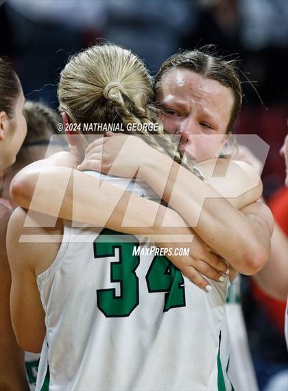 Thumbnail 3 in Skutt Catholic vs. Elkhorn North (NSAA Class B Final) photogallery.