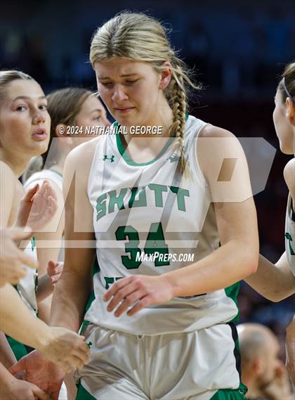 Thumbnail 3 in Skutt Catholic vs. Elkhorn North (NSAA Class B Final) photogallery.
