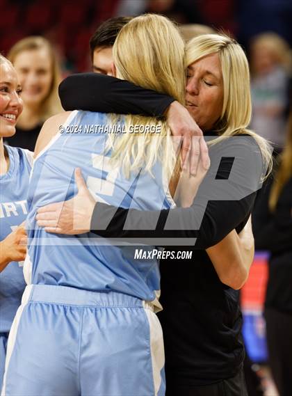 Thumbnail 1 in Skutt Catholic vs. Elkhorn North (NSAA Class B Final) photogallery.