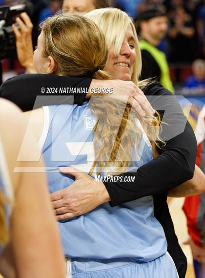 Thumbnail 1 in Skutt Catholic vs. Elkhorn North (NSAA Class B Final) photogallery.