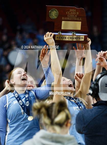 Thumbnail 2 in Skutt Catholic vs. Elkhorn North (NSAA Class B Final) photogallery.