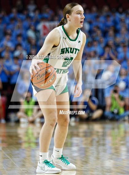 Thumbnail 3 in Skutt Catholic vs. Elkhorn North (NSAA Class B Final) photogallery.