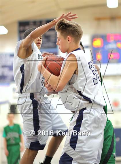 Thumbnail 1 in Thousand Oaks @ Camarillo photogallery.