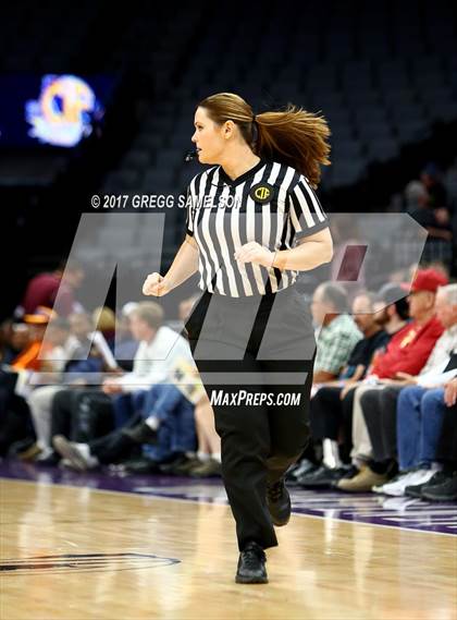 Thumbnail 2 in Eastside College Prep vs Rolling Hills Prep (CIF State D5 Final) photogallery.