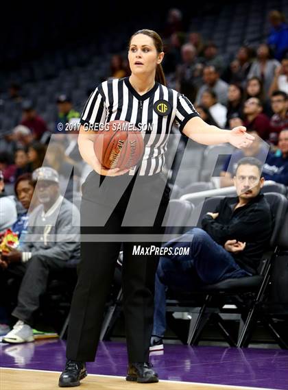 Thumbnail 2 in Eastside College Prep vs Rolling Hills Prep (CIF State D5 Final) photogallery.
