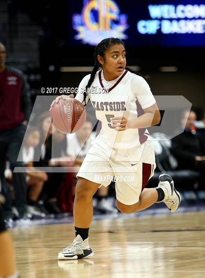 Thumbnail 2 in Eastside College Prep vs Rolling Hills Prep (CIF State D5 Final) photogallery.