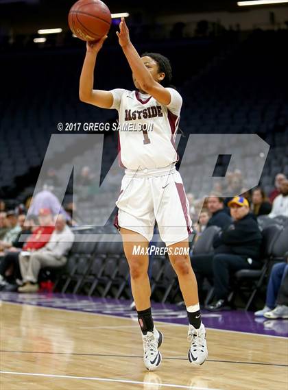Thumbnail 1 in Eastside College Prep vs Rolling Hills Prep (CIF State D5 Final) photogallery.