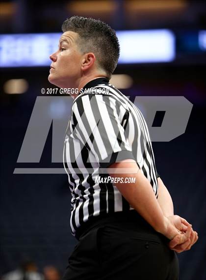 Thumbnail 3 in Eastside College Prep vs Rolling Hills Prep (CIF State D5 Final) photogallery.