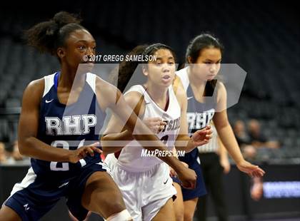 Thumbnail 1 in Eastside College Prep vs Rolling Hills Prep (CIF State D5 Final) photogallery.