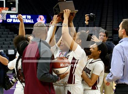 Thumbnail 2 in Eastside College Prep vs Rolling Hills Prep (CIF State D5 Final) photogallery.