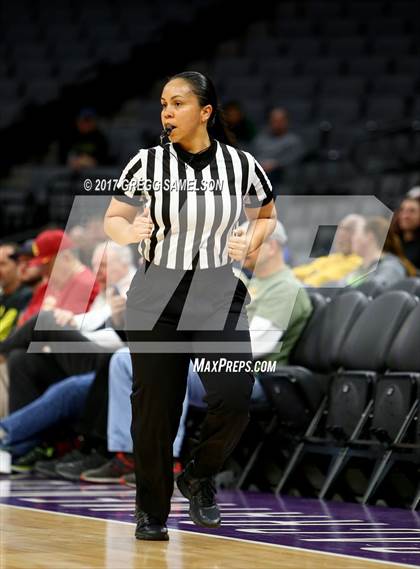 Thumbnail 1 in Eastside College Prep vs Rolling Hills Prep (CIF State D5 Final) photogallery.