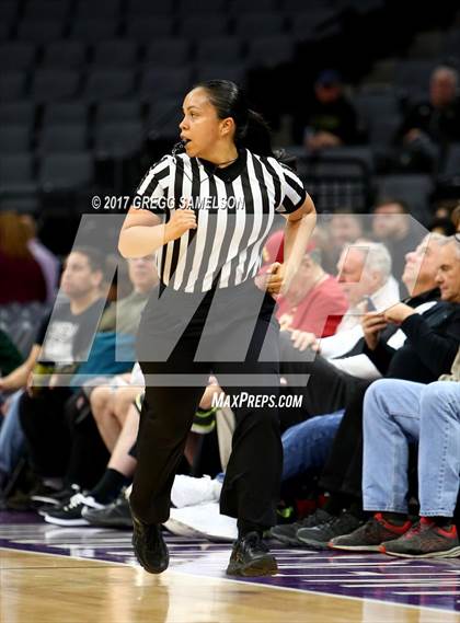 Thumbnail 3 in Eastside College Prep vs Rolling Hills Prep (CIF State D5 Final) photogallery.