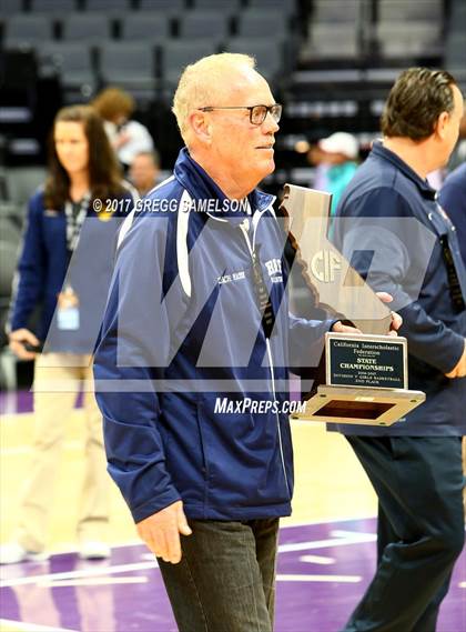 Thumbnail 3 in Eastside College Prep vs Rolling Hills Prep (CIF State D5 Final) photogallery.