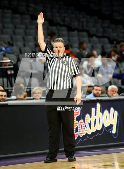 Thumbnail 2 in Eastside College Prep vs Rolling Hills Prep (CIF State D5 Final) photogallery.