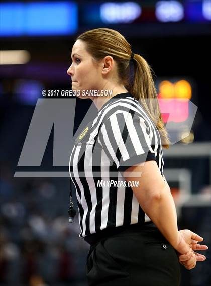 Thumbnail 3 in Eastside College Prep vs Rolling Hills Prep (CIF State D5 Final) photogallery.