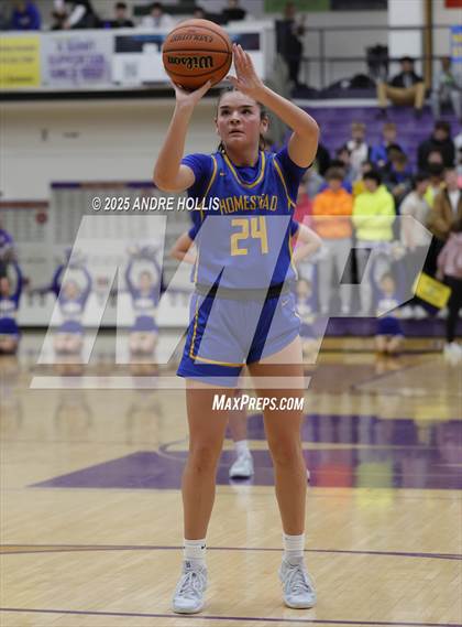 Thumbnail 3 in Homestead vs. Hamilton Southeastern (IHSAA 4A Marion Regional)  photogallery.