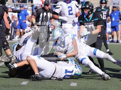 Thumbnail 2 in Eastlake vs. Valley Center (CIF SDS Division 4 Final) photogallery.