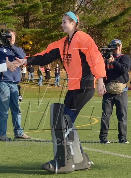 Thumbnail 1 in Guilford vs Wilton (CIAC Class M Final) photogallery.