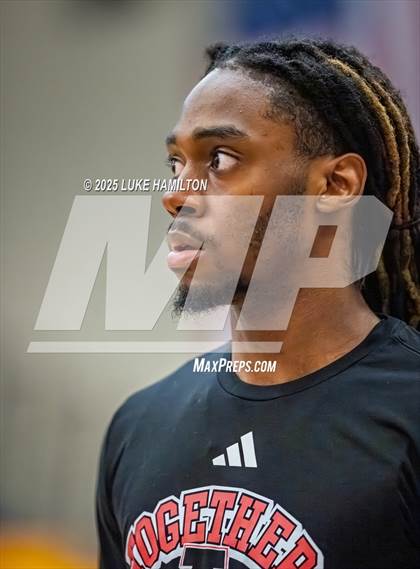 Thumbnail 1 in Hillgrove vs. Alexander photogallery.