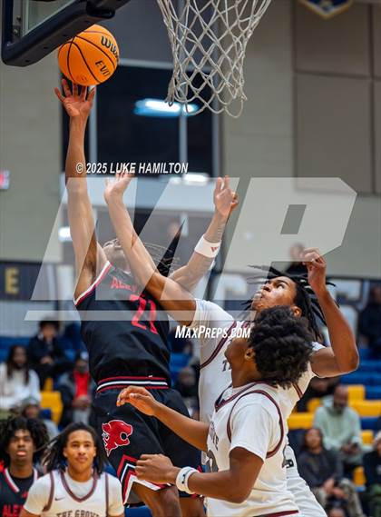 Thumbnail 2 in Hillgrove vs. Alexander photogallery.