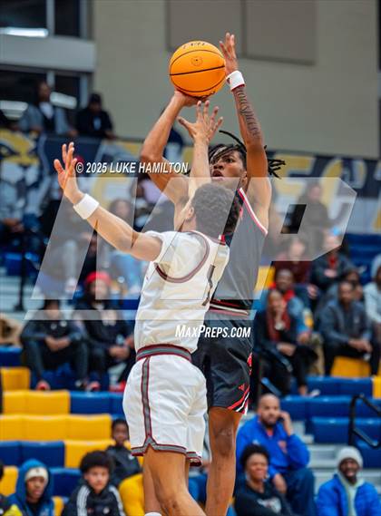 Thumbnail 1 in Hillgrove vs. Alexander photogallery.