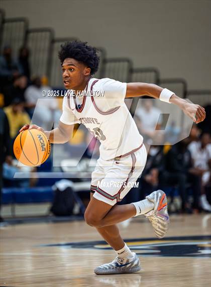 Thumbnail 1 in Hillgrove vs. Alexander photogallery.