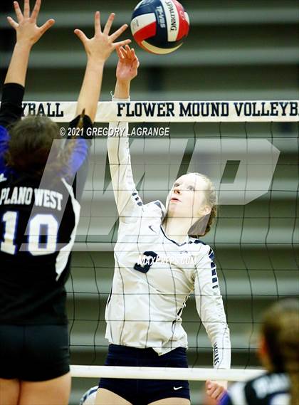 Thumbnail 1 in Plano West vs. Flower Mound photogallery.
