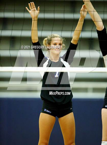 Thumbnail 3 in Plano West vs. Flower Mound photogallery.