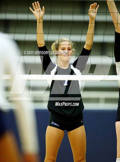 Thumbnail 2 in Plano West vs. Flower Mound photogallery.