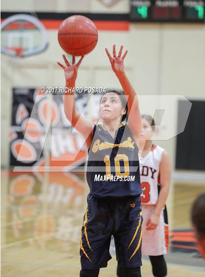 Thumbnail 2 in Shafter @ Selma photogallery.