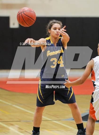 Thumbnail 2 in Shafter @ Selma photogallery.