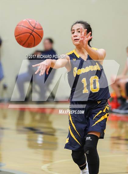 Thumbnail 2 in Shafter @ Selma photogallery.