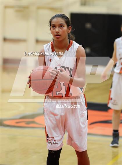 Thumbnail 2 in Shafter @ Selma photogallery.