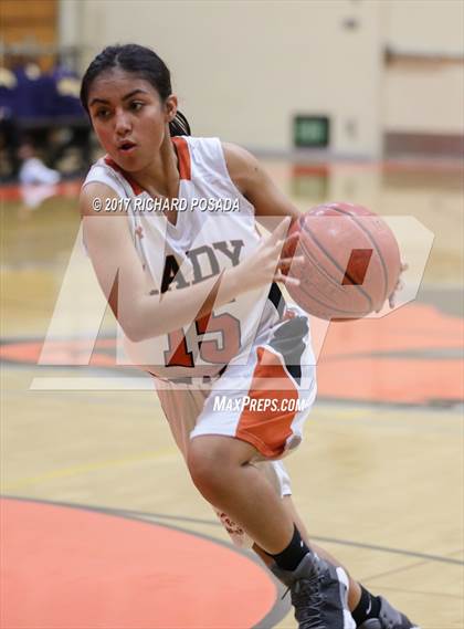 Thumbnail 3 in Shafter @ Selma photogallery.