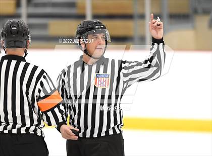 Thumbnail 1 in Tabor vs. Frederick Gunn (Avon Christmas Classic 3rd Place) photogallery.