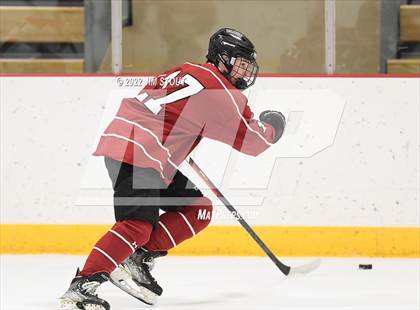 Thumbnail 3 in Tabor vs. Frederick Gunn (Avon Christmas Classic 3rd Place) photogallery.