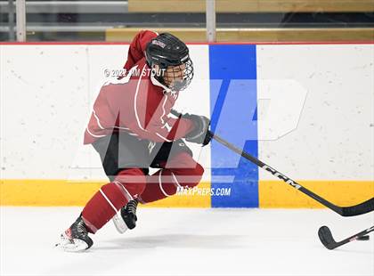 Thumbnail 1 in Tabor vs. Frederick Gunn (Avon Christmas Classic 3rd Place) photogallery.