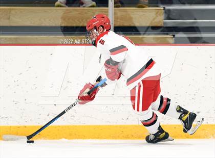Thumbnail 1 in Tabor vs. Frederick Gunn (Avon Christmas Classic 3rd Place) photogallery.