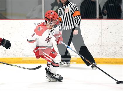 Thumbnail 3 in Tabor vs. Frederick Gunn (Avon Christmas Classic 3rd Place) photogallery.
