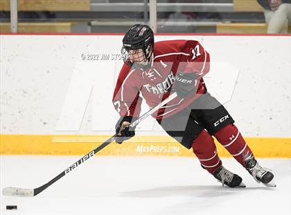 Thumbnail 1 in Tabor vs. Frederick Gunn (Avon Christmas Classic 3rd Place) photogallery.