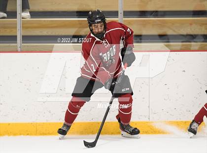 Thumbnail 1 in Tabor vs. Frederick Gunn (Avon Christmas Classic 3rd Place) photogallery.