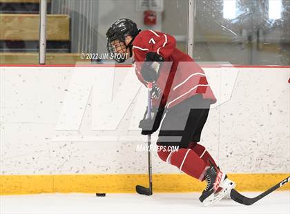 Thumbnail 1 in Tabor vs. Frederick Gunn (Avon Christmas Classic 3rd Place) photogallery.