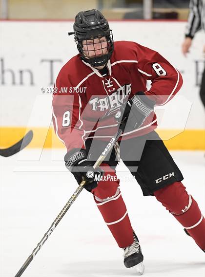 Thumbnail 2 in Tabor vs. Frederick Gunn (Avon Christmas Classic 3rd Place) photogallery.