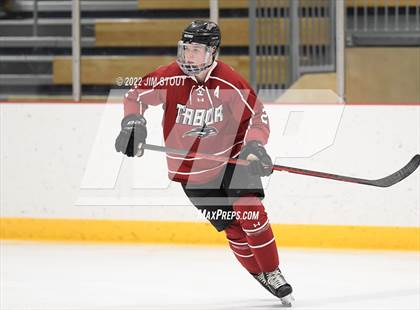 Thumbnail 3 in Tabor vs. Frederick Gunn (Avon Christmas Classic 3rd Place) photogallery.