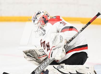 Thumbnail 1 in Tabor vs. Frederick Gunn (Avon Christmas Classic 3rd Place) photogallery.